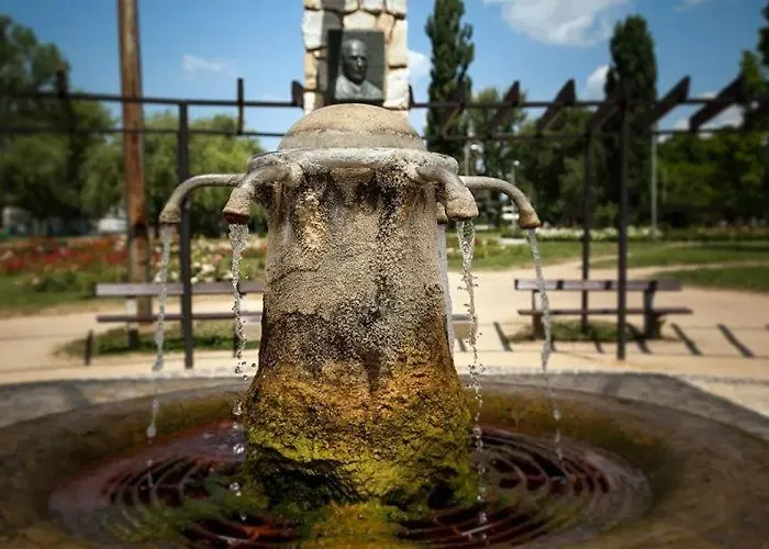 Central Studio Apartment Апартаменты *